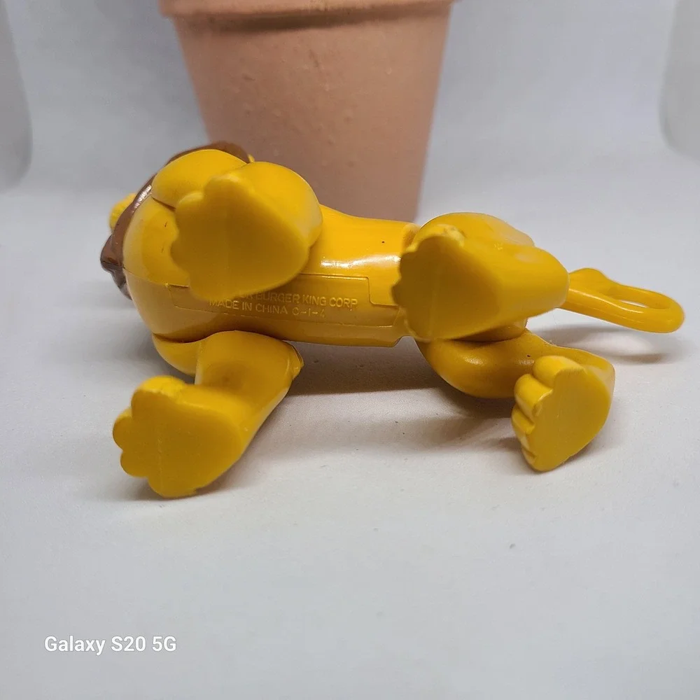 Burger King Corp Lion King Simba Keychain Toy Collectible Pre-Owned Unisex Gifts